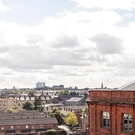 Modern Penthouse Apartment 2 Bed, 2 Bath Sleeps 6 City Centre Belfast Exterior photo